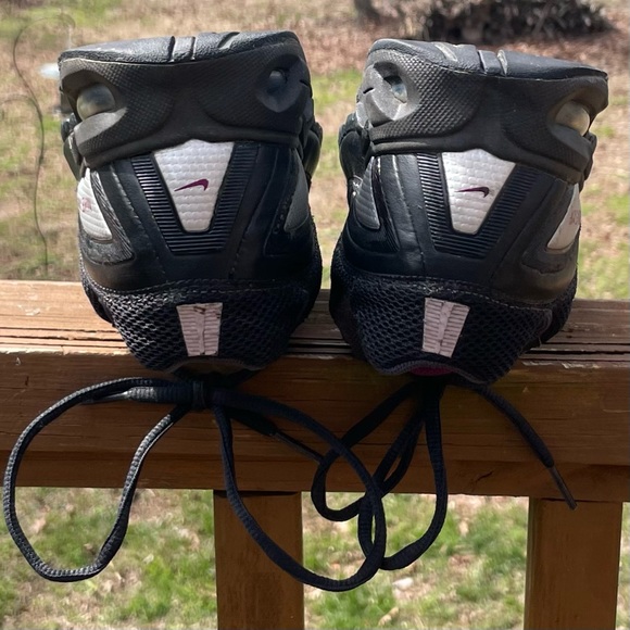 Nike Torch 3 Blk & Silv Run Shoe Mens sz 8. foot box length 10"+-. Gently used. - Picture 9 of 12